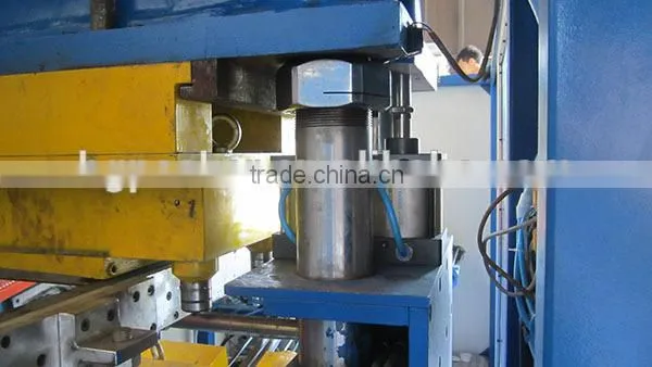 High Speed Illig Thermoforming Type 680mm Size Disposable Plastic Cups Making Machine photo-4