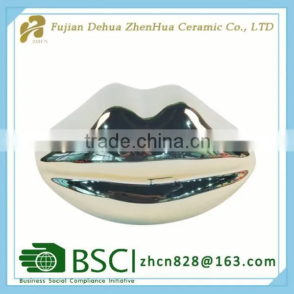 Sexy Lips Shape Small Money Bank for Decoration photo-3
