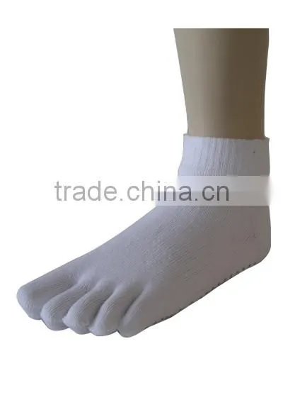 Non-Slip Yoga Toe Socks photo-2
