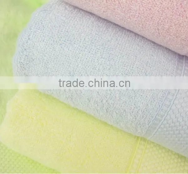 Eco- Enviornmental Good Quality Larger Size Bamboo Fiber Towel Made in China photo-3