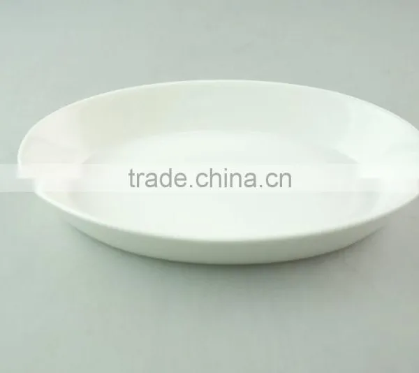 Wholesale Oval White Ceramic Bake Plate for Daily Use photo-2