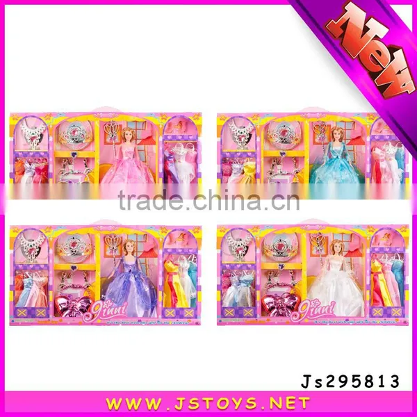 Small Plastic Toy Figures photo-3