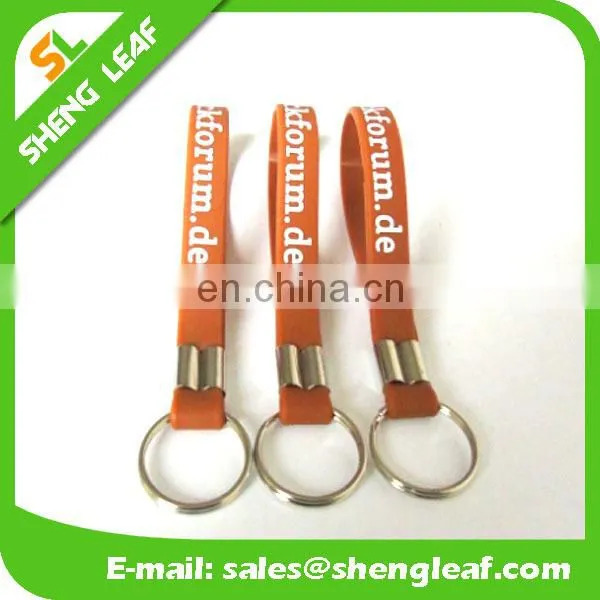 2017 Cheap Hot Selling Custom Silicone Bracelet Keychain With Metal Keyring photo-2