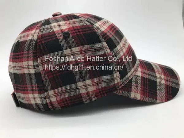 The British Men and Women Pink Gingham Curved Eaves Leisure Duck Tongue All-match Baseball Hat Shading Trend