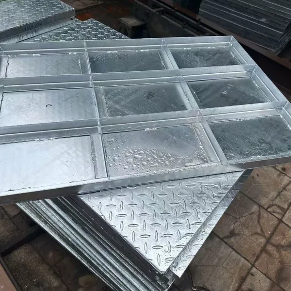 Light Steel Structure Platform With Grating, Handrails, and Treads for Modular Access photo-3