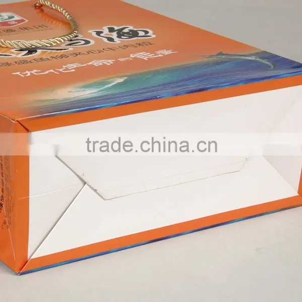 Accept Custom Order Offset Printing Surface Laminated Hand Length Handle Luxury Shopping Recycled Gift Packaging Paper photo-5