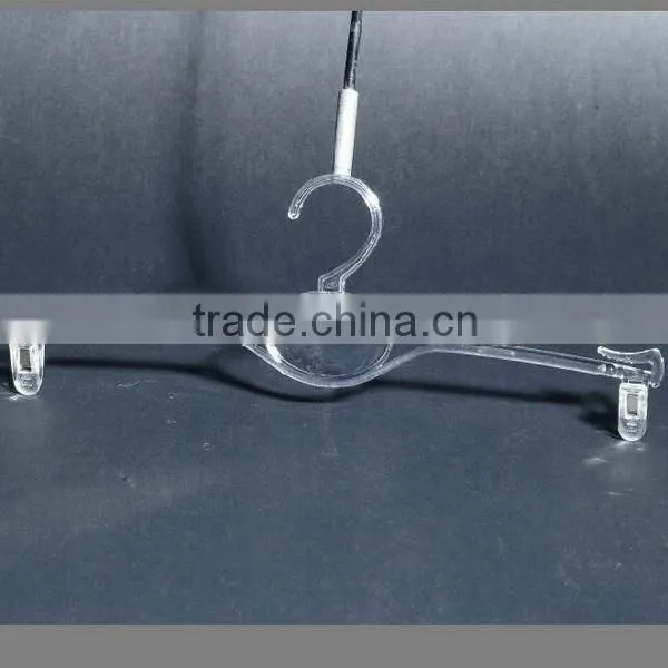 Pink Plastic Small Underwear Clips Hanger
