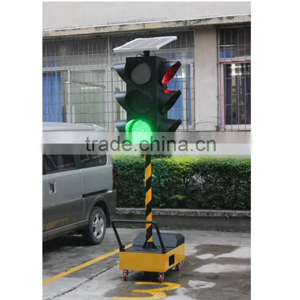 High Quality 300mm Four Direction Solar Powered Temporary Led Traffic Signal Light photo-3