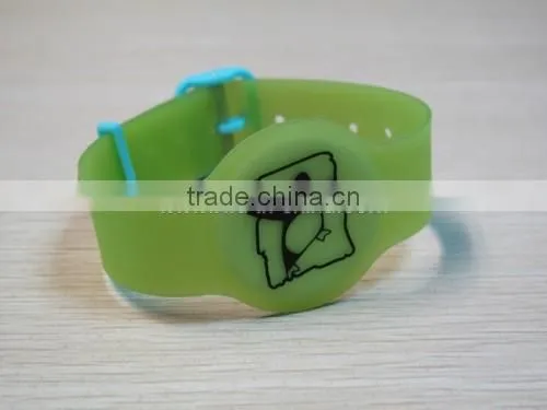 125KHz/134.2KHz/13.56MHz RFID Green Wristbands, Colorful PVC RFID Wristbands for Events/Party photo-2