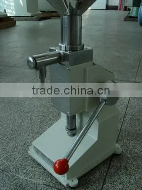 Hand Pressure Filling Machine Edible Oil Cooking Oil Filling Machine photo-3