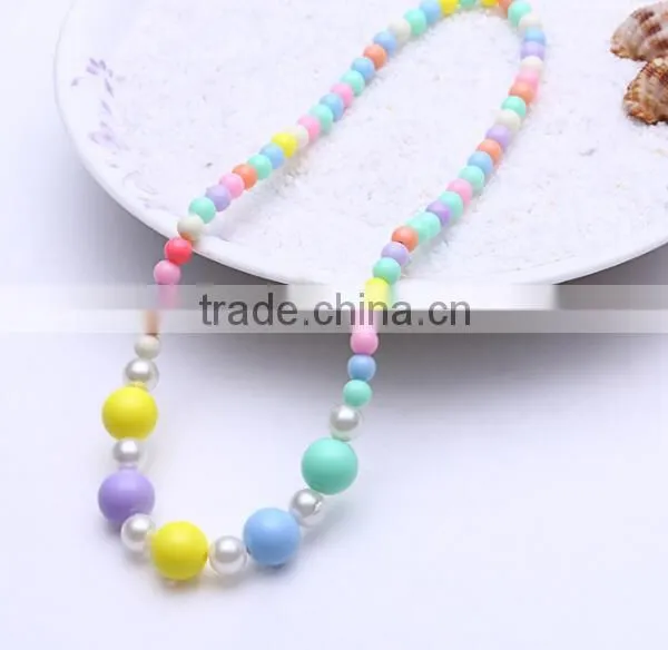 Zm35070a Cute Girl Fashion Bead Necklace Set Children Plastic Bracelet Accessory photo-5