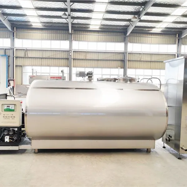 3000L Bulk Milk Chiller Horizontal Milk Cooling Tank SUS304 Stainless Steel Milk Refrigeration Storage Tank for Dairy Farm