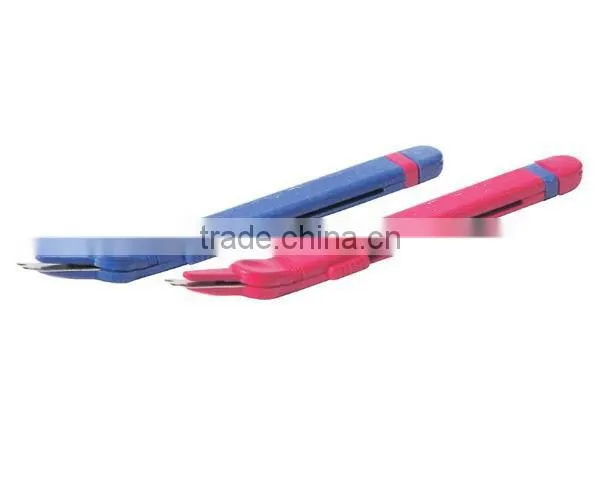 BIN409 Stapler Remover Cutter