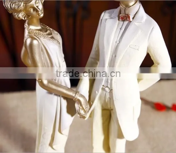 Romantic Couple Figurine Wedding Gift Box Wholesale Malaysia photo-2
