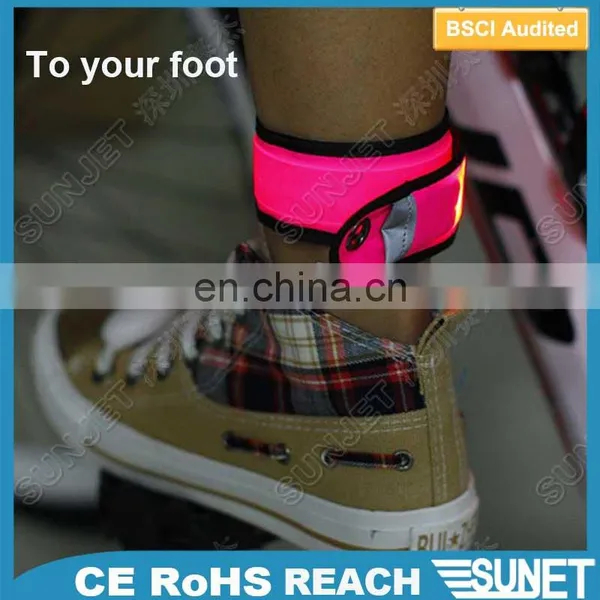 2017 Best Selling Christmas Cheap Wholesale Running Light Flashing Led Band photo-5