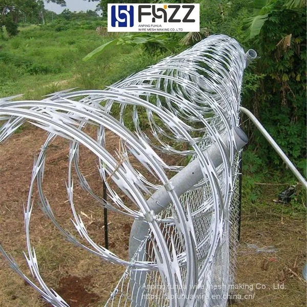 Hot-dip Galvanized or Stainless Steel Concertina Long Razor Barbed Tape Obstacles photo-2