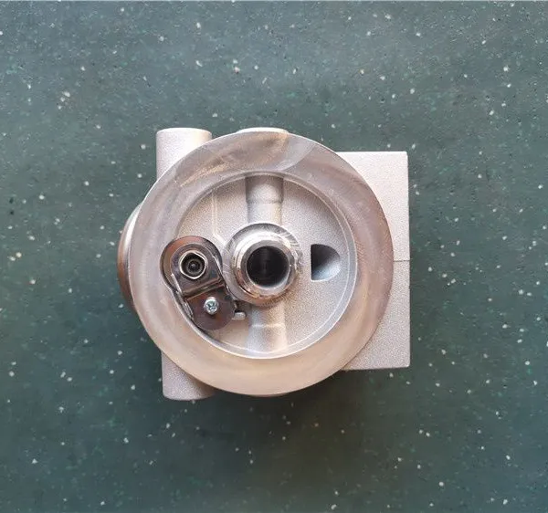 Chinese High Quality Bus Parts R60/R90/R120 Fuel Filter Seat For Truck And Bus photo-3