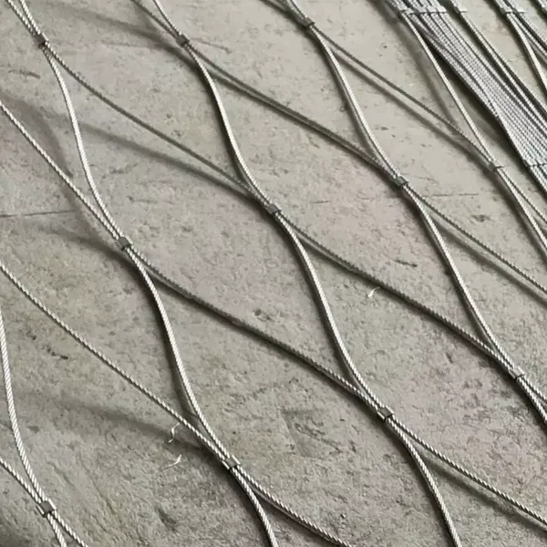 Custom Ferrule Type Inox 316 Wire Cable Rope Protective Net Flexible Stainless Steel Cable Webnet Mesh for Railing photo-5