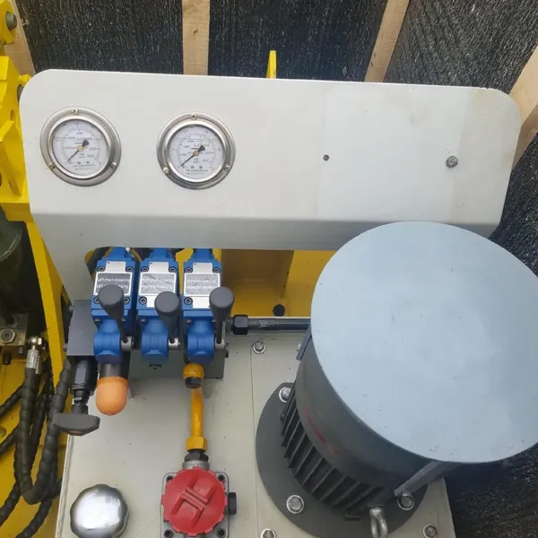 Zhangjiakou Impactor Drill Bit Disassembly Table 3.5-8 Inch Fully Hydraulic Disassembly Table Equipment Automatic Disassembly Impactor photo-3