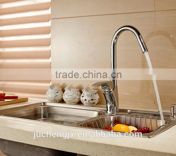 Hot and Cold Water Chrome Sink Faucet photo-2
