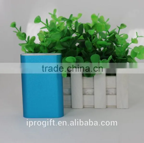 New Design Retail Outdoor Busniess Travel Power Bank 6000mah photo-2