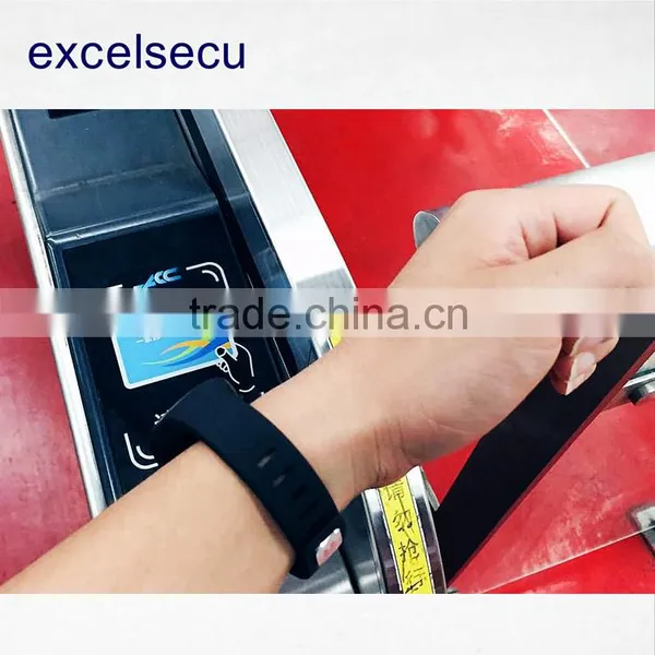 New Touch Screen Polycarbonate Silicon Material Luxury Fashion NFC Payment Wrist Wifi Bluetooth Smart Watch photo-4