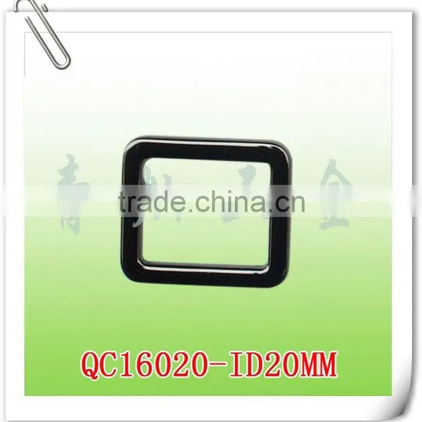 Tri-glide Button