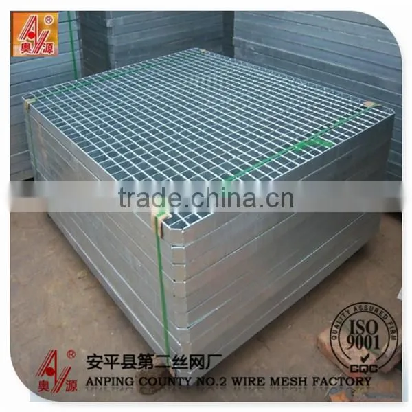 High Quality Standard Weight Durable and Tough Steel Bar Grating Manufacturer photo-4