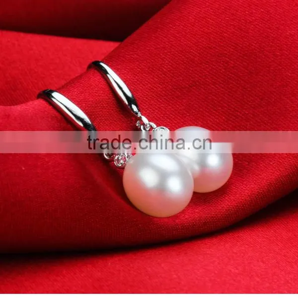 Wholesale 10-11 mm White Freshwater Pearl Necklace and Earring Sets photo-5