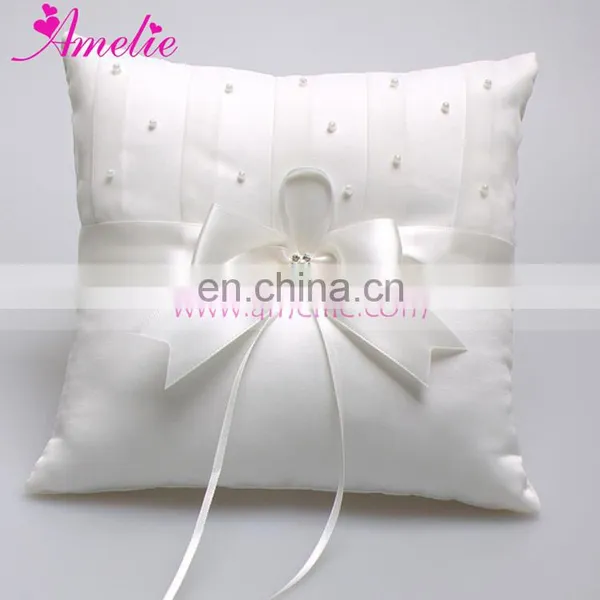 Wedding Dress Applique Lace and Flower Wedding Decoration Ring Pillow photo-3