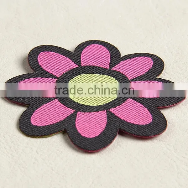 Hangzhou Label Factory Custom Flower Shaped Woven Label Patch for Girls Pantyslip photo-3