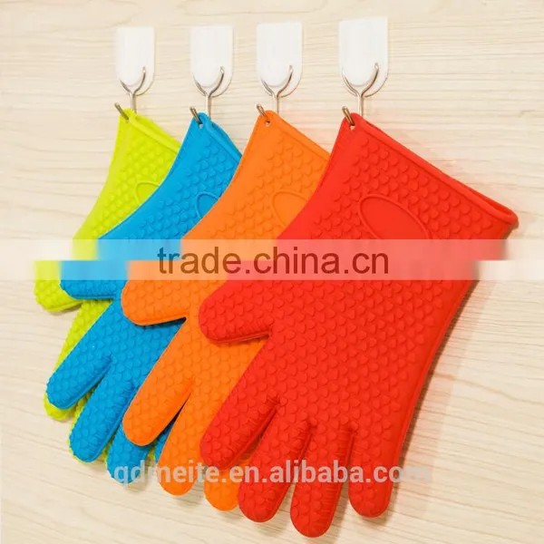 2016 Hot Selling Kitchen Golve/heat Resistant Oven Silicone Glove photo-2