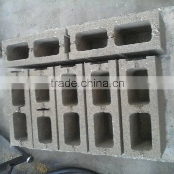 QT4-35 Manual Interlocking Brick Making Machine for Sale photo-3