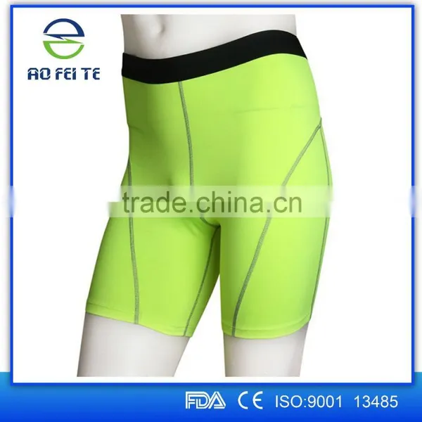 Wholesale Sport Fitness Compression Men's Sport Running Shorts photo-5