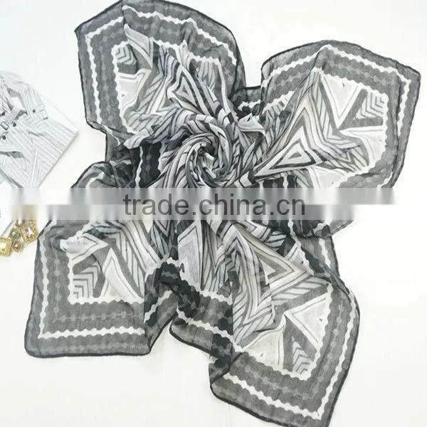 Multi Color 100% Polyester Kerchief Scarf Manufacturer