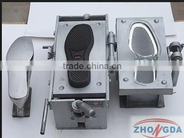 Low Pressure Polyurethane Foam Injection Shoe Soles Making Machine photo-4
