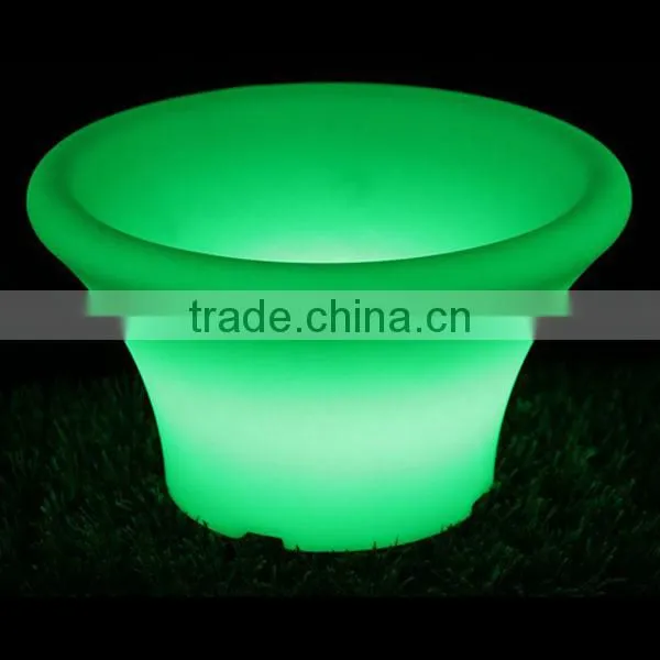 Mini Rechargeable Battery Outdoor LED Flower Pots Wholesale photo-3