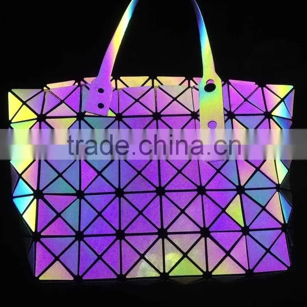 Colorful 7colors Flash 0.8mm Reflective Iridescent Leather Fabric for Bags Material photo-5