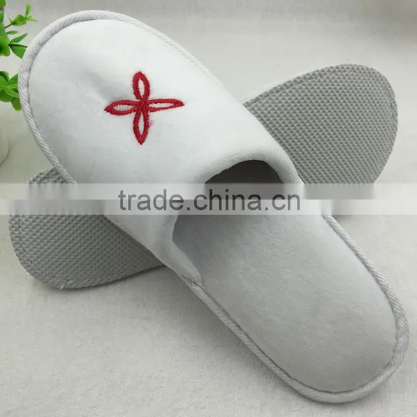 High Quality Slippers Customised for Hotel Use photo-3