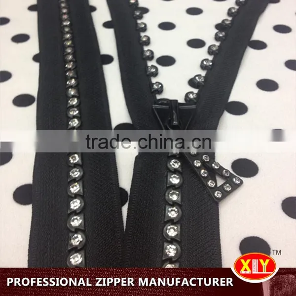 2015 Hot Sale Double Row Polyester Tape Diamond Zipper photo-4