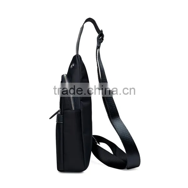 New Design Factory Custom Promotional Men High Quality Nylon Messenger Bag photo-4