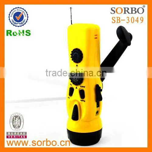 Hand Crank FM&AM Radio With Flashlight Torch photo-2