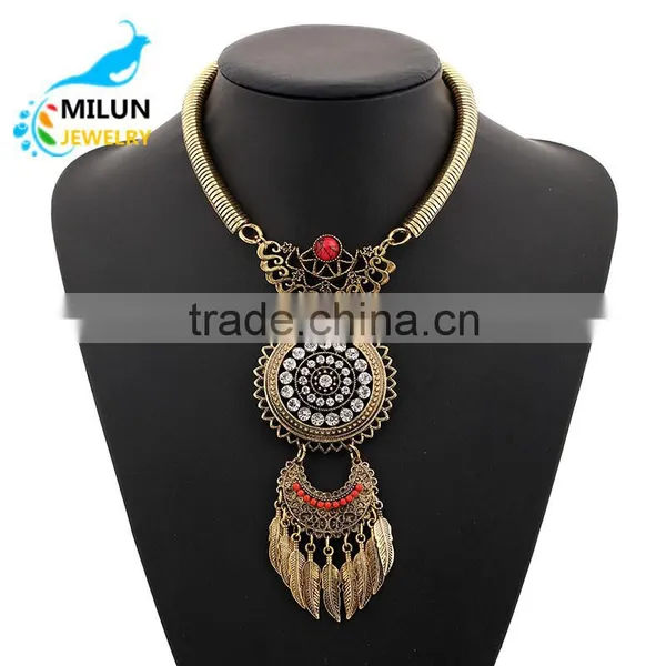 Maxi Tassel Statement Pendant Necklace 2016