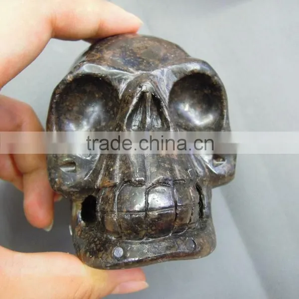 Unique Crystal Carving Skull Fengshui Crystal Products Good for Home Decoration photo-3