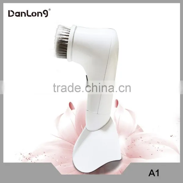 Hot Sales Wholesale Battary Sonic Facial Cleansing Brush Machine photo-6