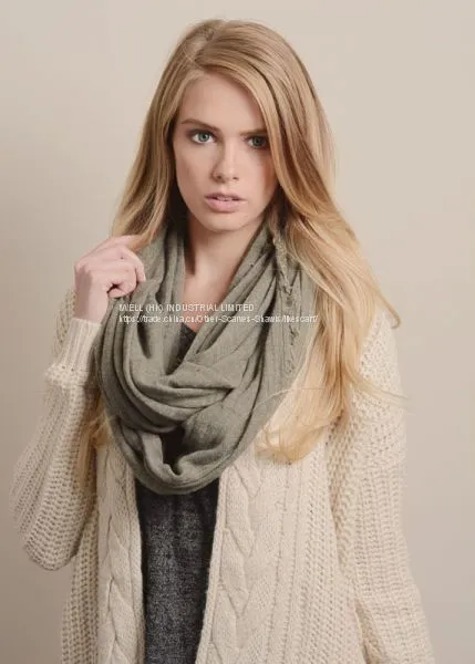 Soft Solid Color Cable Circle Infinity Loop Scarf Wholesale photo-2