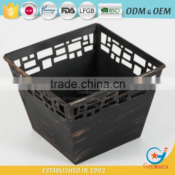 Galvanized and Iron Garen Good Plants for Pots Galvanized Flower Planters photo-3