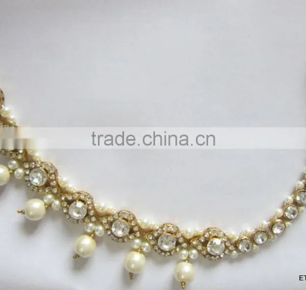MATHAPATTI Side Passa TIKA Pearl Crystal Hair Accessory photo-2