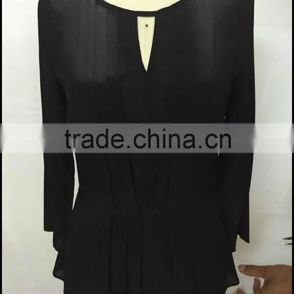 Middle Aged Women Black Silk Fold Blouse photo-2