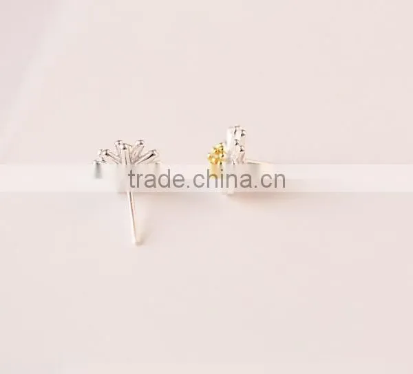 Gold and Silver Sterling Silver Tiny Daisy Stud Earring Jewlery for Bridesmaid Gifts photo-4
